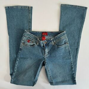 Y2K tilt jeans